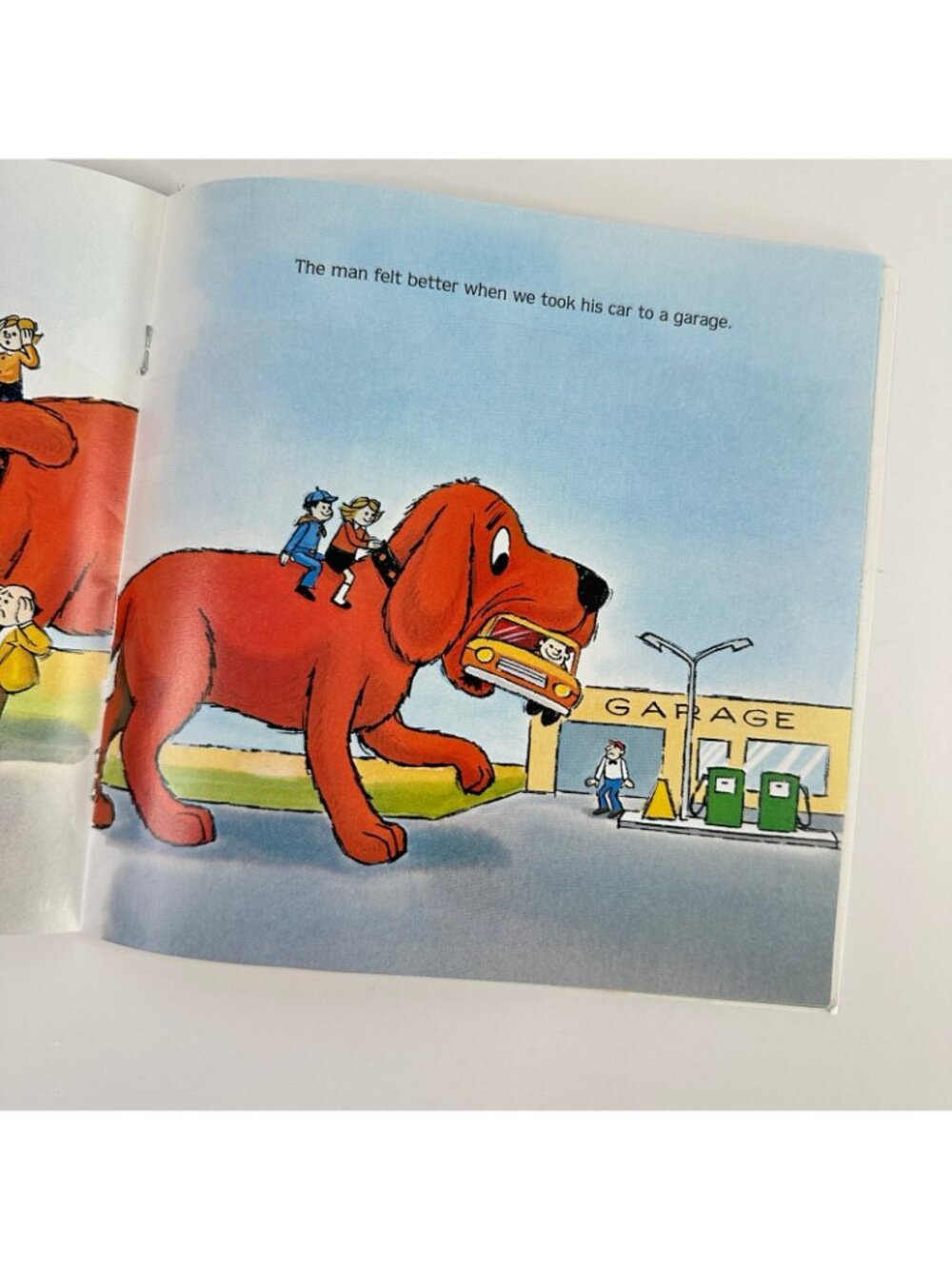 2/$6 Clifford’s Good Deeds book by Norman Bridwell (Paperback) - Picture 3 of 9